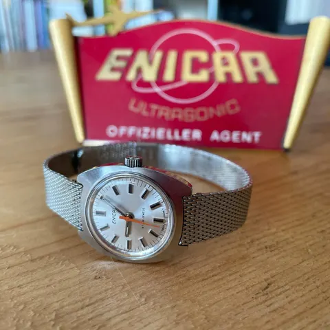 Small ladies Star Jewels with a silver dial on its original mesh bracelet